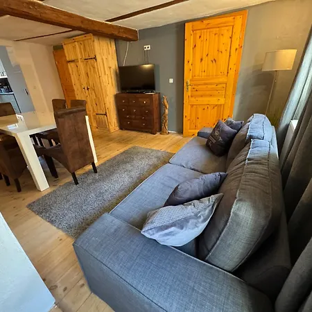Refugium Am Schlossberg In Der Burgstadt Apartment Ranis
